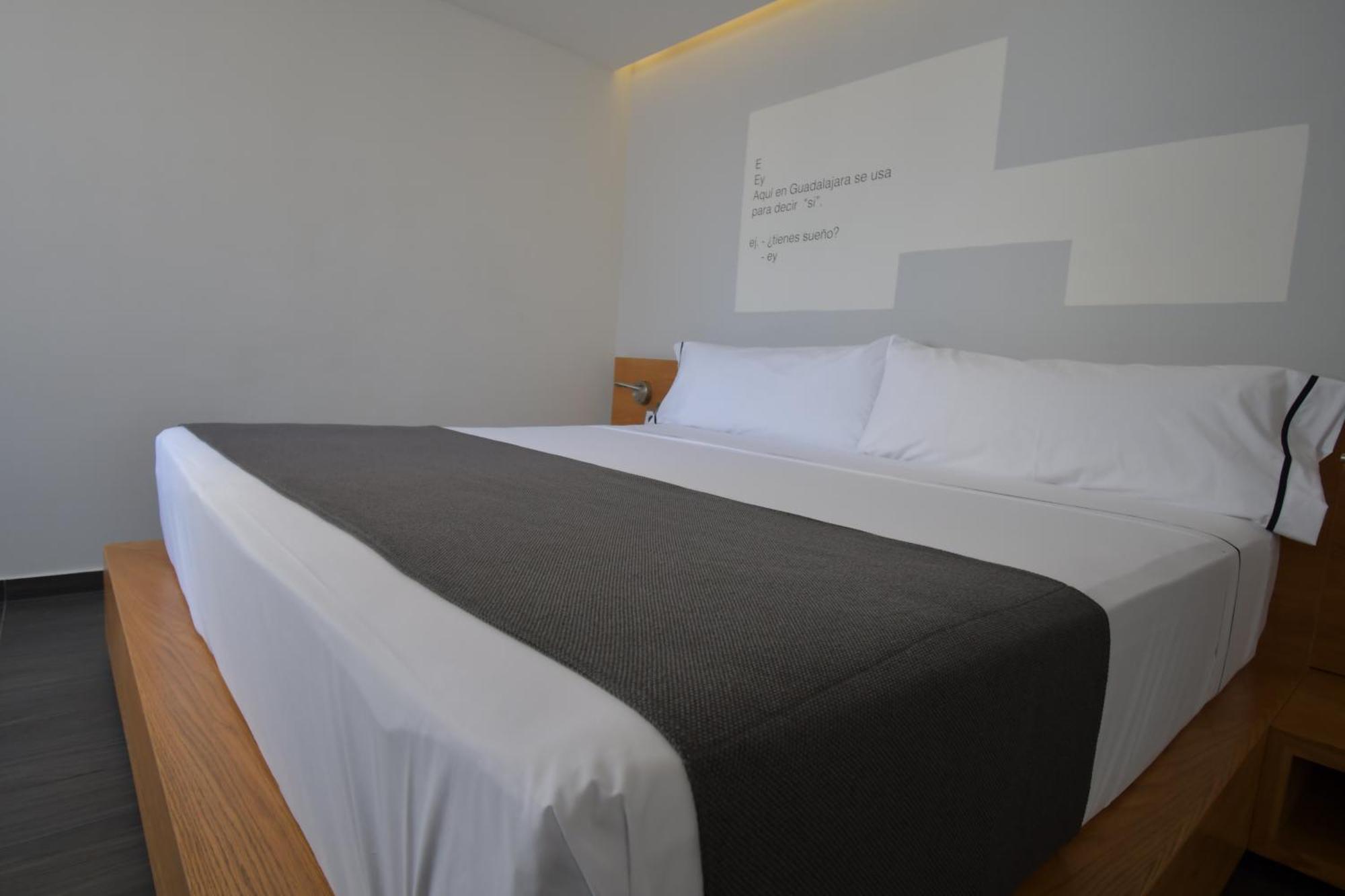 Hotel Perla Central Guadalajara Luaran gambar